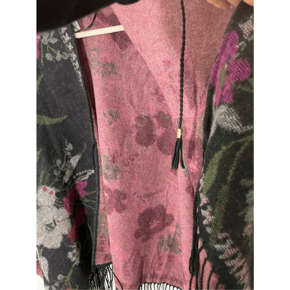NWT Marc New York Oversized Open Front Asymmetrical Floral Kimono One Size - Picture 2 of 8